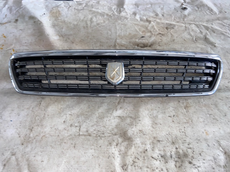 Решетка радиатора TOYOTA MARK II GX100 53111-22590 контрактная