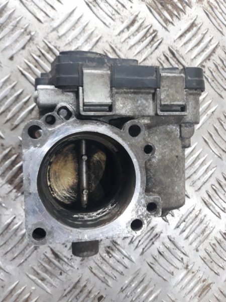 Дроссельная заслонка Passat B6 2005 -2010 3C2 1.6 BLF Дроссельная заслонка Passat B6 2005 -2010 3C2 1.6 BLF