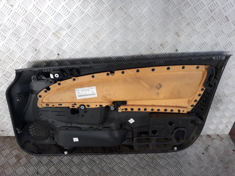 Обшивка двери передняя левая Opel Corsa S07 1.2 Z12XEP Обшивка двери передняя левая Opel Corsa S07 1.2 Z12XEP