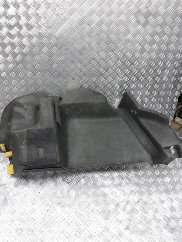Обшивка багажника задняя правая Polo 2010-2015 612 1.6 CFNA