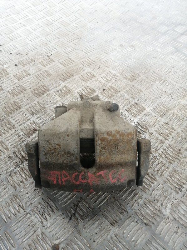 Запчасть суппорт передний левый Volkswagen Passat CC 2008-2012 358 1.8 CDAB Б/У Суппорт передний левый Volkswagen Passat CC 2008-2012 358 1.8 CDAB Б/У
