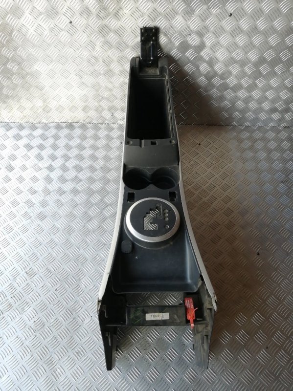 Консоль подлокотник Mazda CX-7 2007-2012 ER 2.3 L3-VDT Б/У