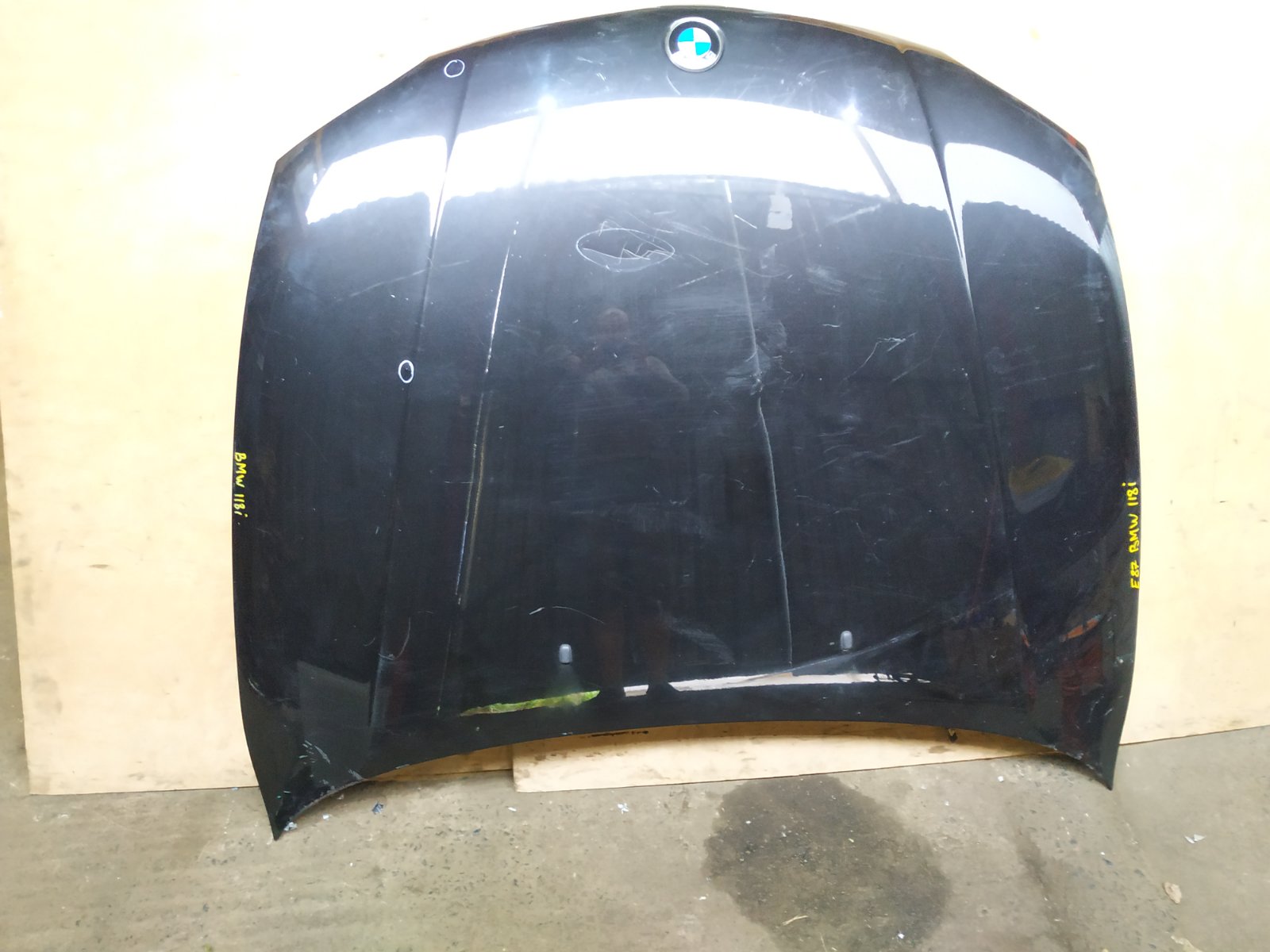 Bmw e87 капот. Bmw x1 капот. Капот chevrolet lacetti универсал. Капот e87 1 series. Капот бмв 1.