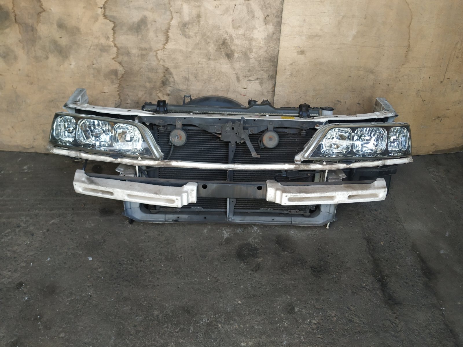 Панель передняя в сборе Toyota Mark II 1998-2000 100 1G-FE 53201-22580  купить контрактная id6598