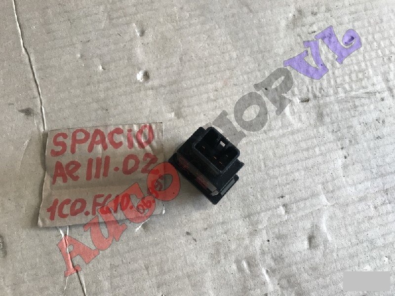 Кнопка обогрева заднего стекла TOYOTA SPACIO AE111 4AFE