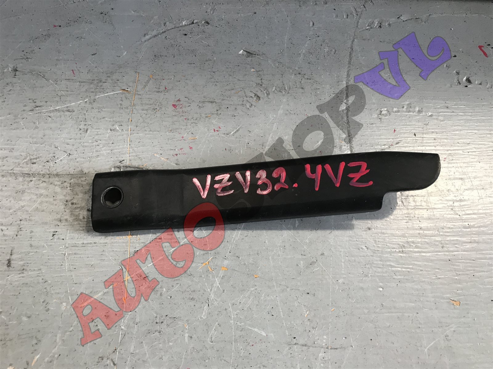 Крепление подушки двс CAMRY PROMINENT 09.1991 VZV32 4VZFE