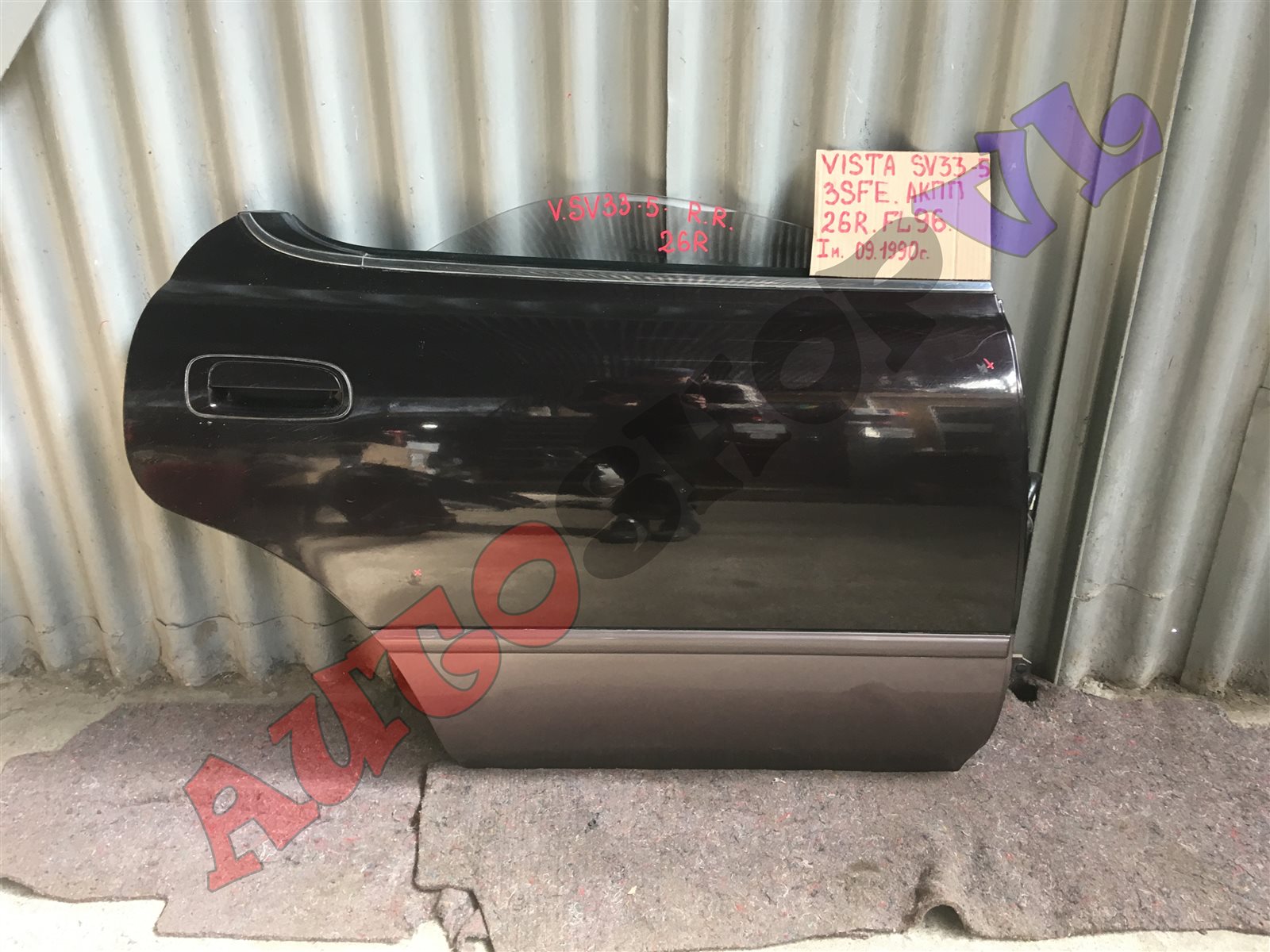 Дверь задняя правая TOYOTA VISTA SV30 67003-32300 контрактная