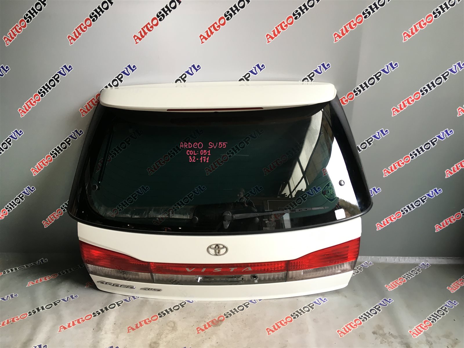 Дверь 5-я TOYOTA VISTA ARDEO 06.1998 - 04.2000 SV50 67005-32190 купить  контрактная id12486