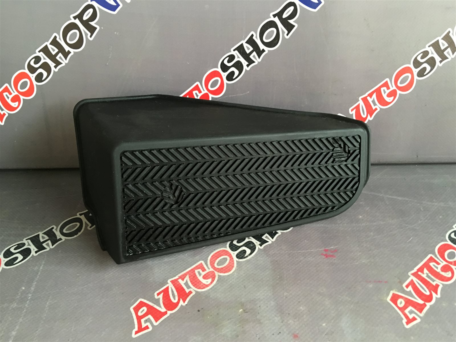 Подножка TOYOTA VISTA ARDEO AZV50 58191-32050 контрактная