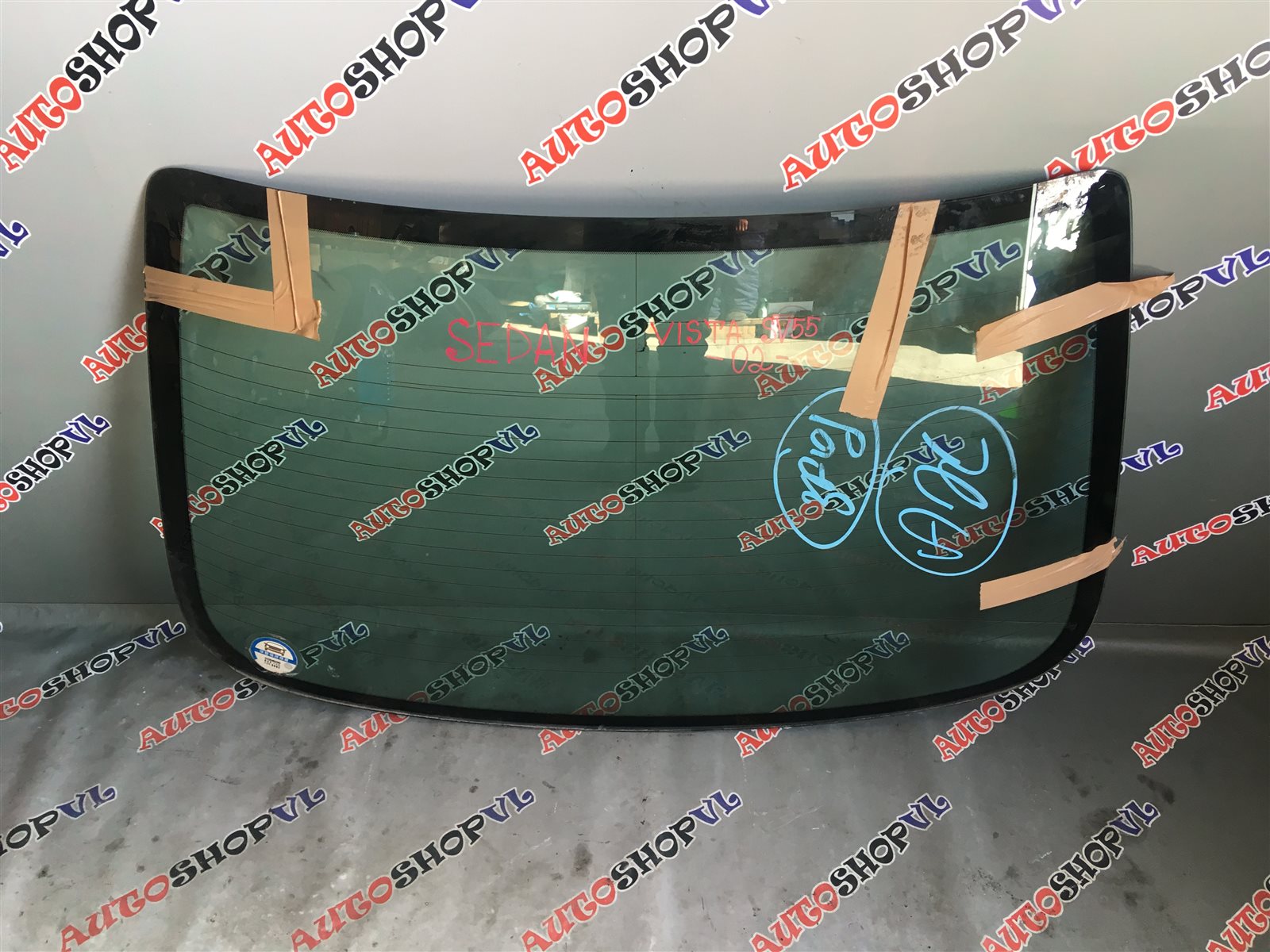 Стекло заднее TOYOTA VISTA AZV50 64811-32650 контрактная