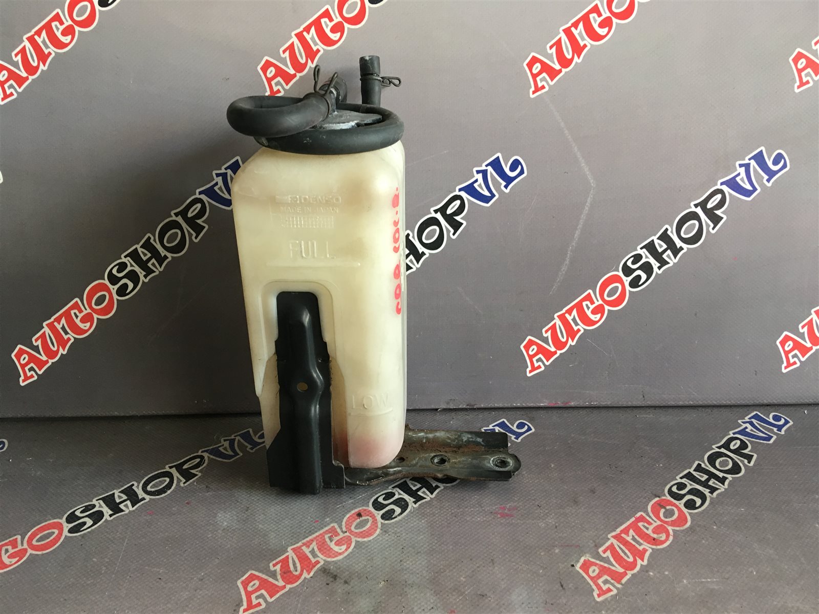 Бачок расширительный TOYOTA COROLLA CERES AE101 16470-15080 купить  контрактная id13943