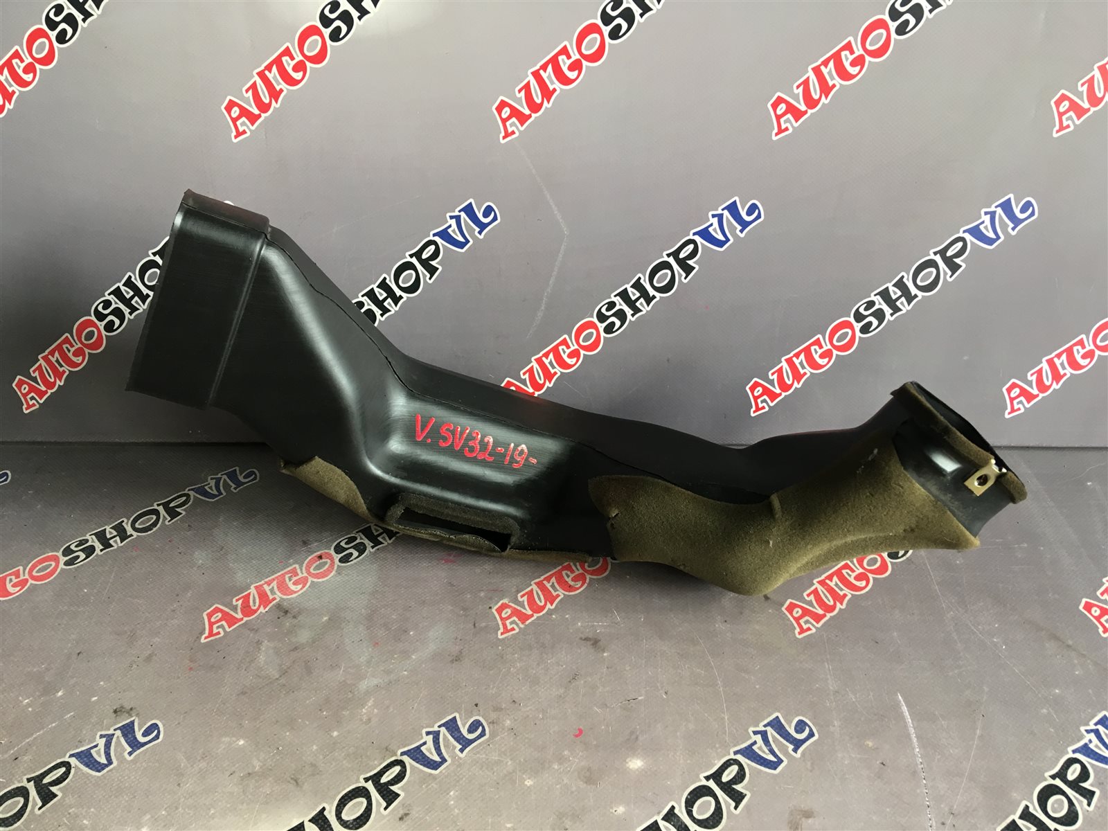 Воздуховод TOYOTA VISTA SV30 55085-32120 контрактная