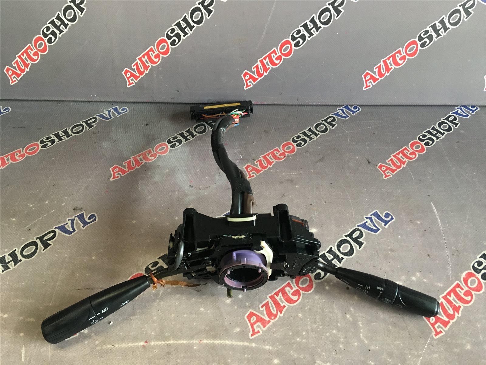 Блок подрулевых переключателей TOYOTA VISTA SV22 4SFI 84310-32680 контрактная