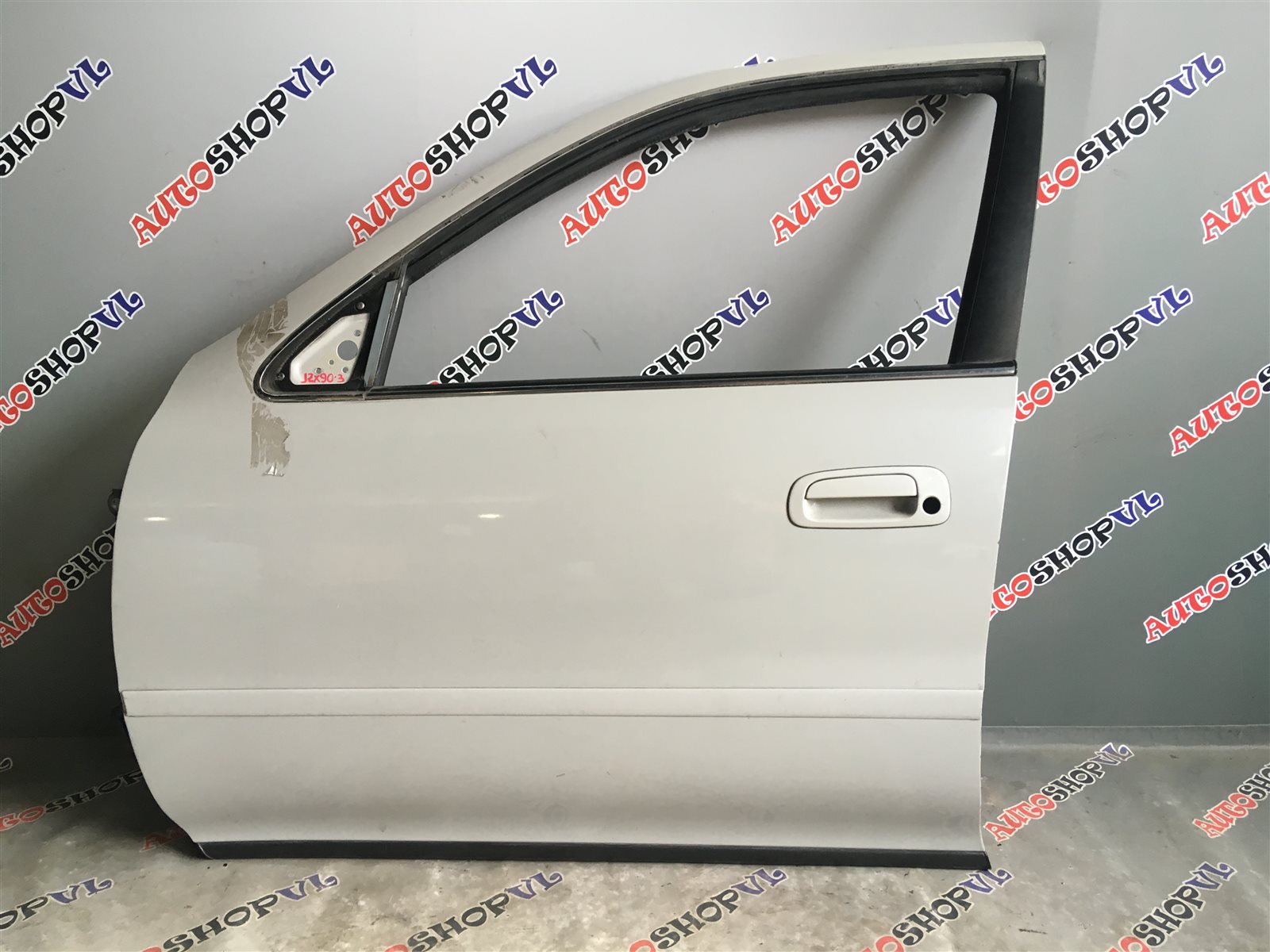 Дверь передняя левая TOYOTA CRESTA JZX90 1JZGE 67002-22390 контрактная