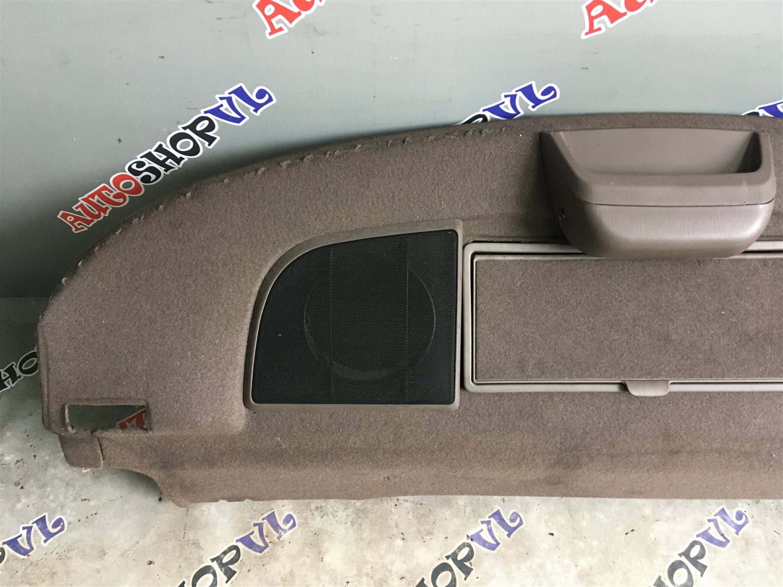 Полка багажника CAMRY PROMINENT 06.1992 VZV32 4VZFE