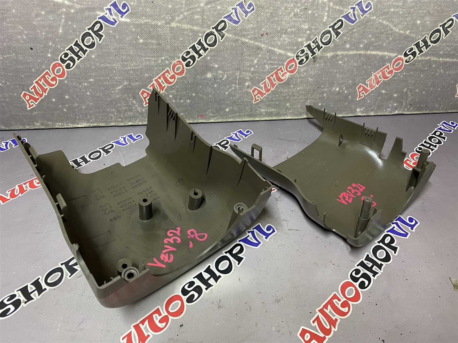 Кожух рулевой колонки TOYOTA CAMRY PROMINENT VZV32 4VZFE