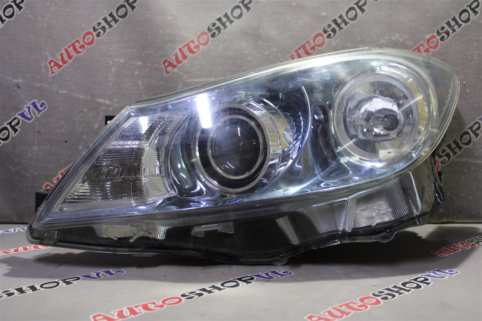 Фара передняя левая TOYOTA SAI 01.2010 AZK10 2AZFXE 81150-75010 контрактная