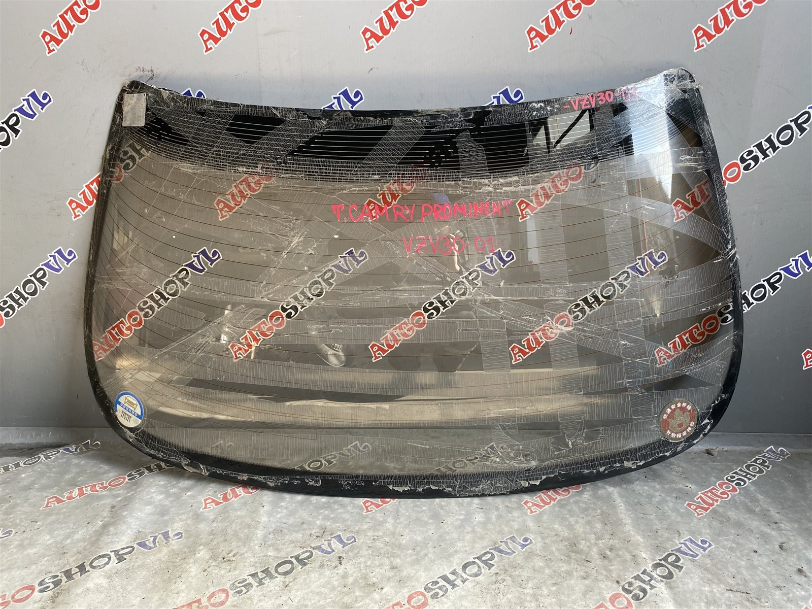 Стекло заднее TOYOTA CAMRY PROMINENT VZV33 64811-32400 контрактная