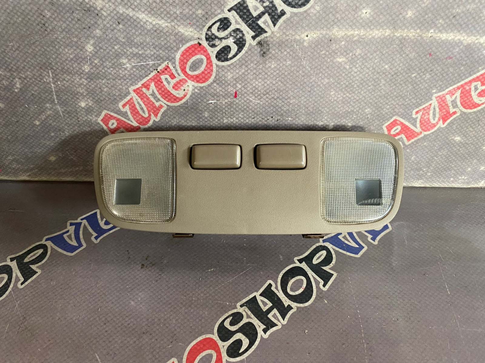 Плафон TOYOTA VISTA 09.1995 SV40 4SFE 81260-22141-E0 контрактная