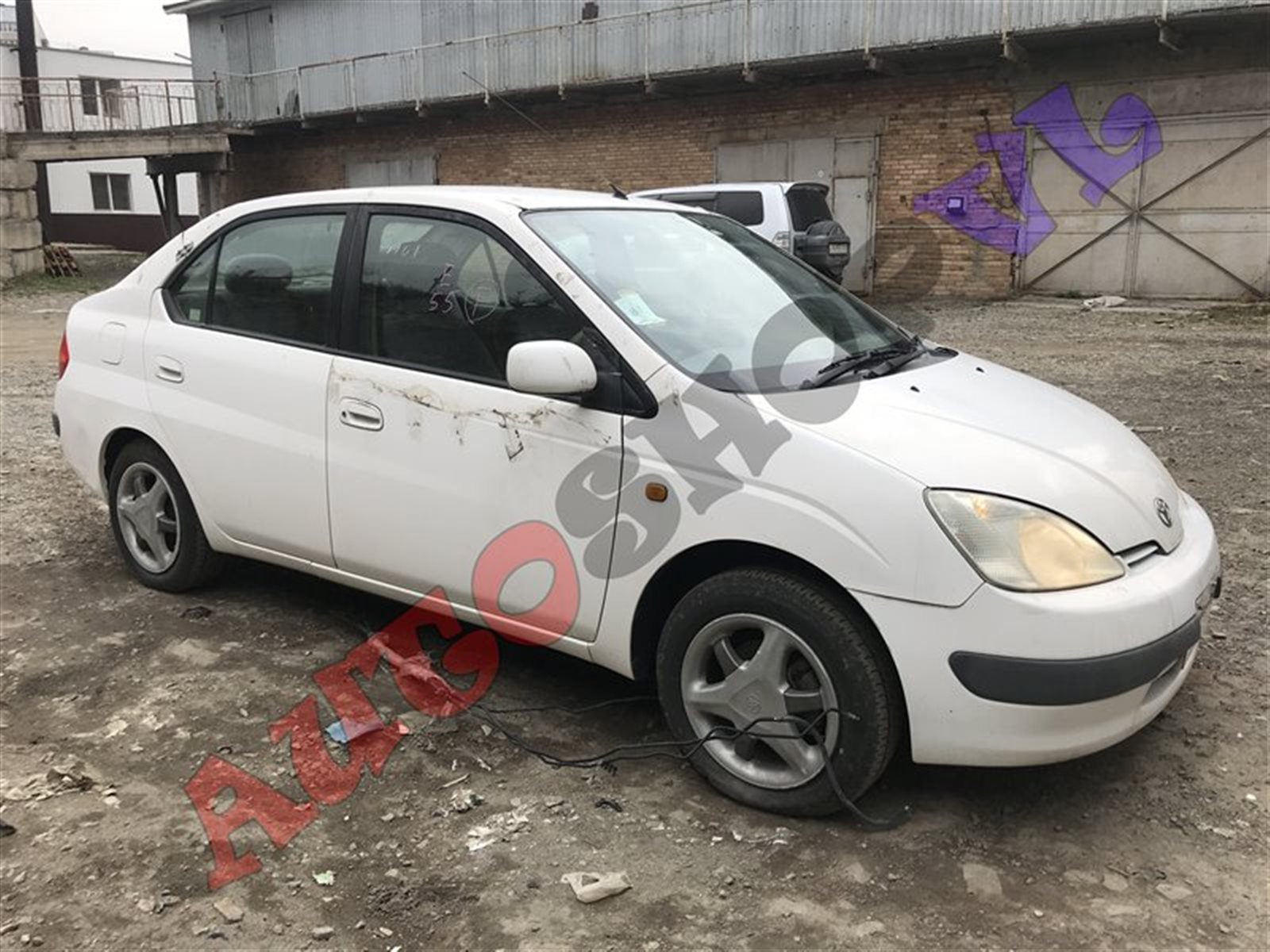 Крепление фары переднее левое PRIUS 11.1999 NHW10 1NZFXE