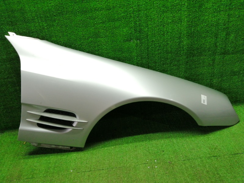 Крыло переднее правое Mercedes-Benz SL-Class 2003 R230 A2308800218 контрактная