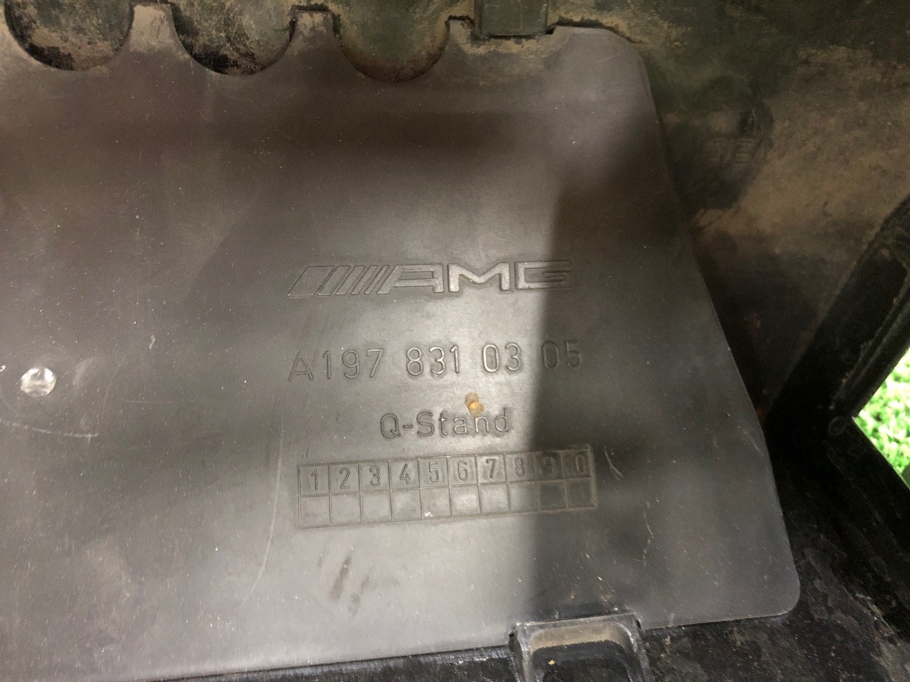 Впускной короб AMG GT C190 Впускной короб AMG GT C190