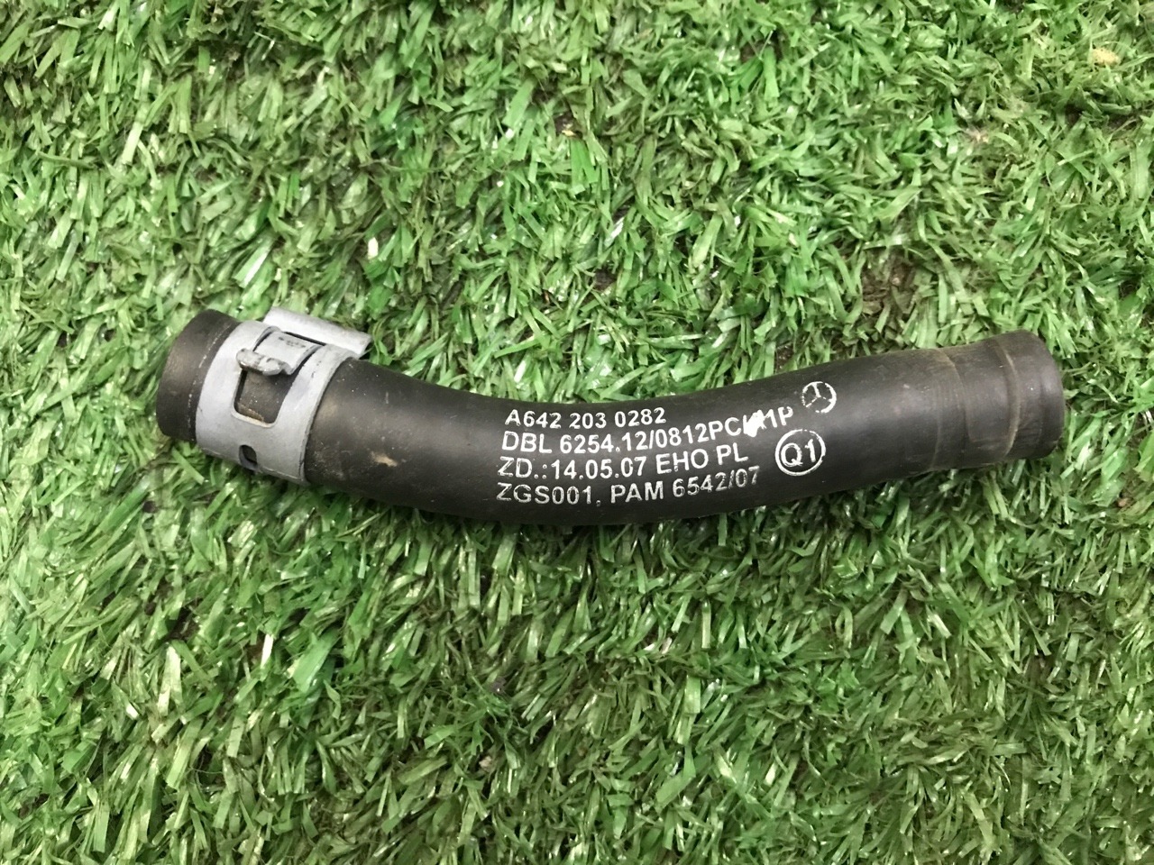 Патрубок Mercedes-Benz M-Class W166 A6422030282 контрактная