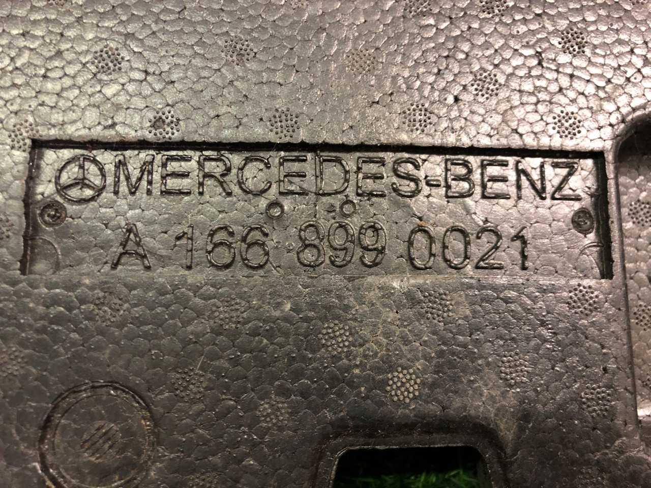 Ящик под инструмент Mercedes-Benz GLE-Class W166