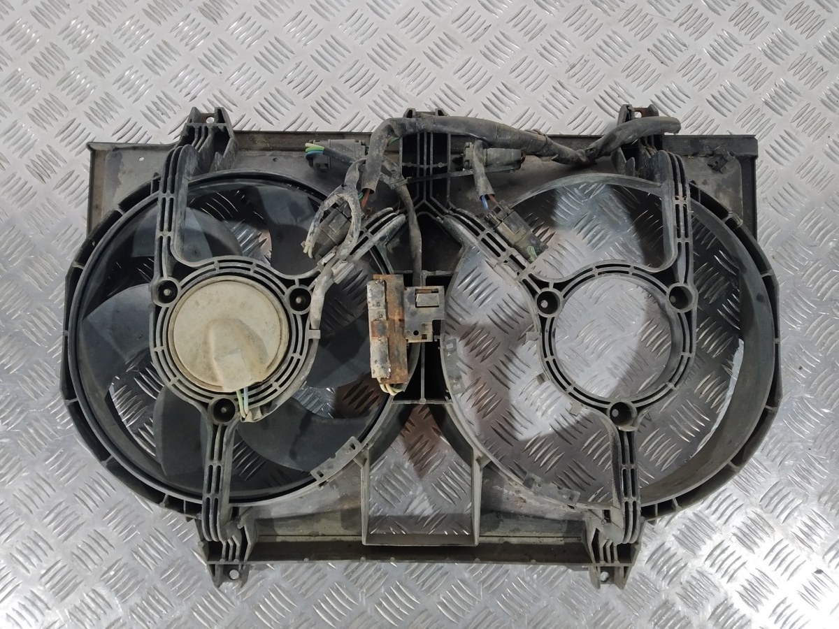 Вентилятор радиатора Vanette 2001 C23 2.3 D