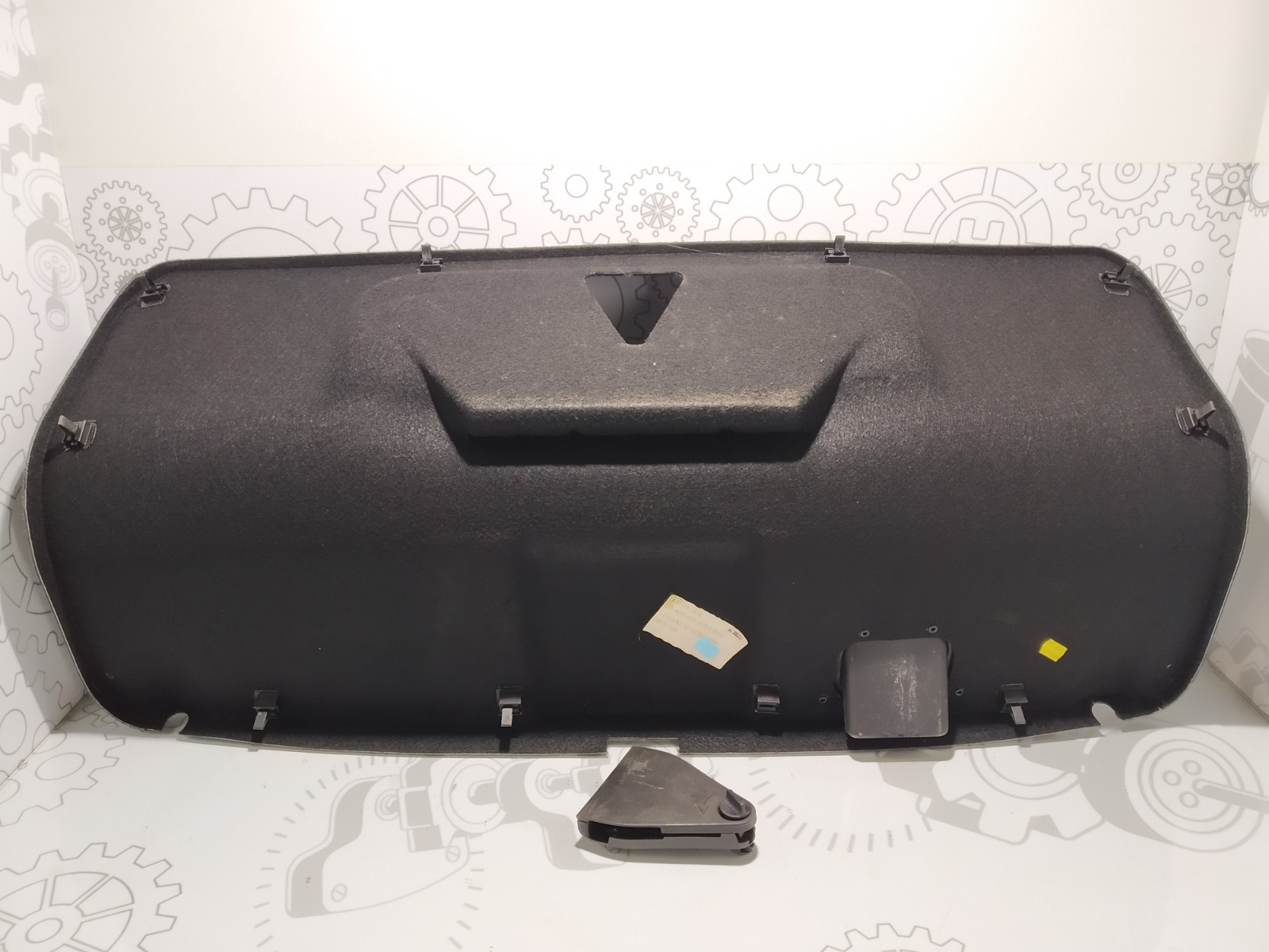 Обшивка крышки багажника A6 2000 C5 2.4 i