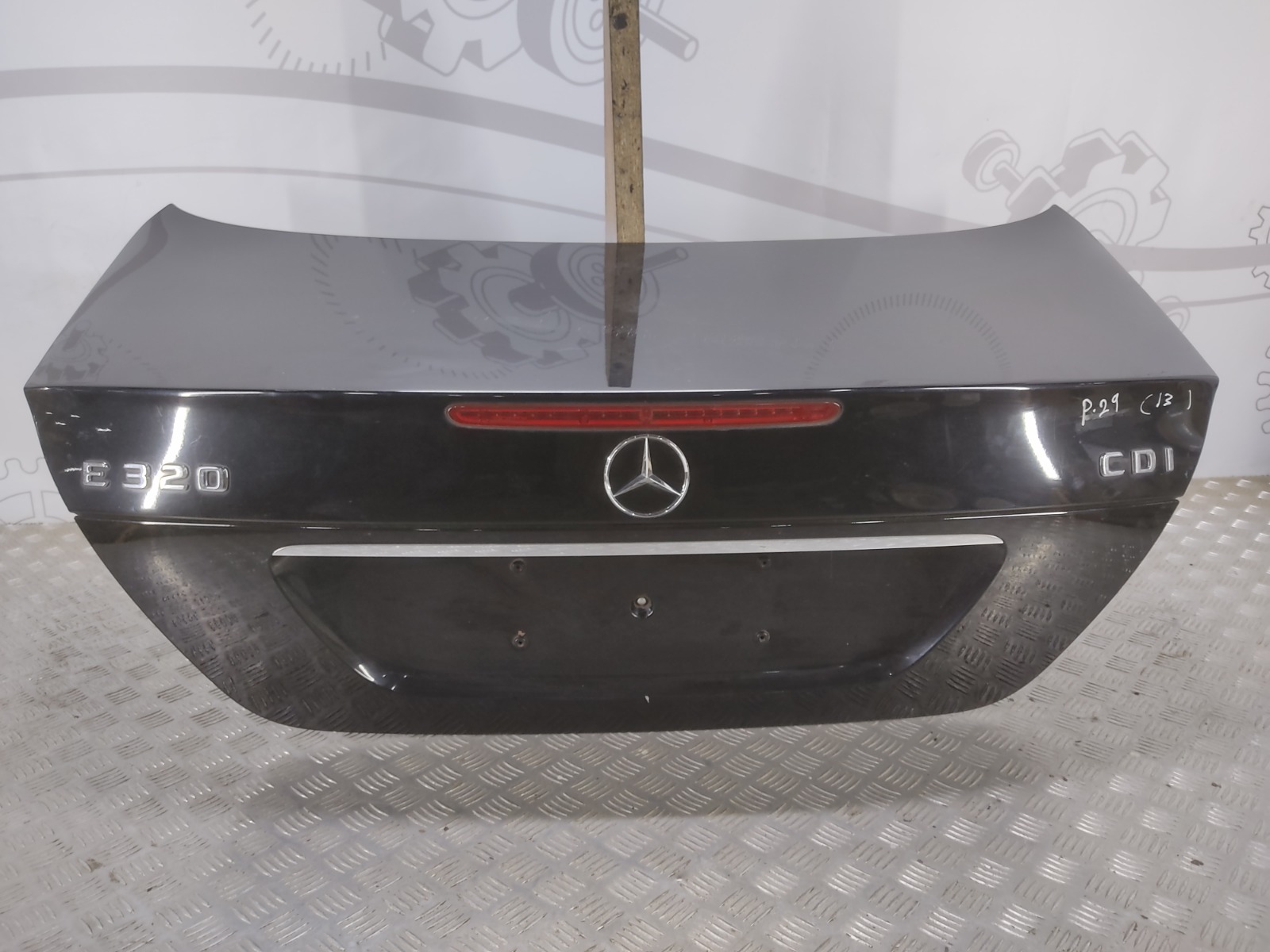 Крышка багажника Mercedes E 2003 W211 3.2 CDi контрактная