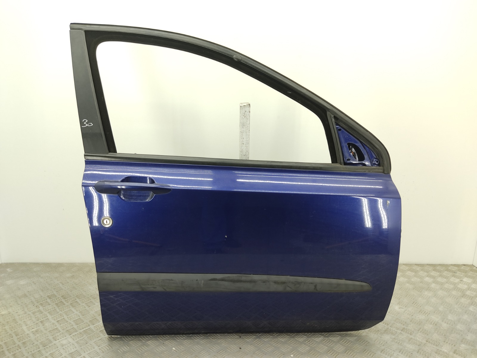 Дверь передняя правая Fiat Stilo 2004 1.6 i контрактная