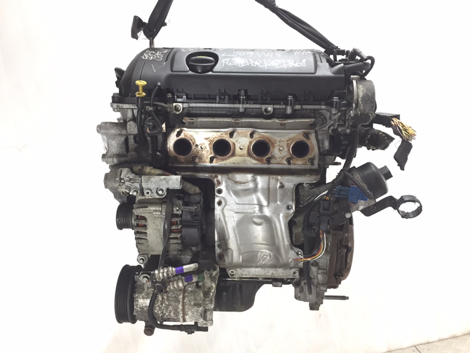 Двигатель Peugeot 308 T7 1.4 i