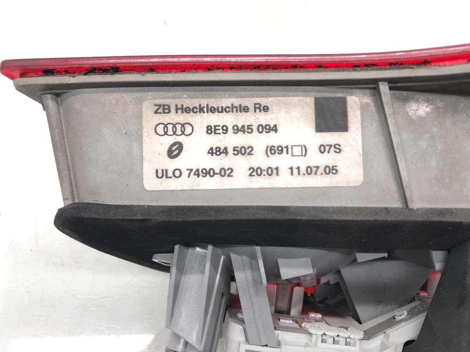 Фонарь крышки багажника правый A4 2005 B7 2.0 TDi