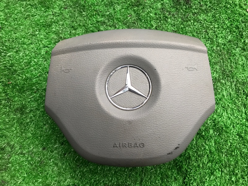 Mercedes Benz airbag