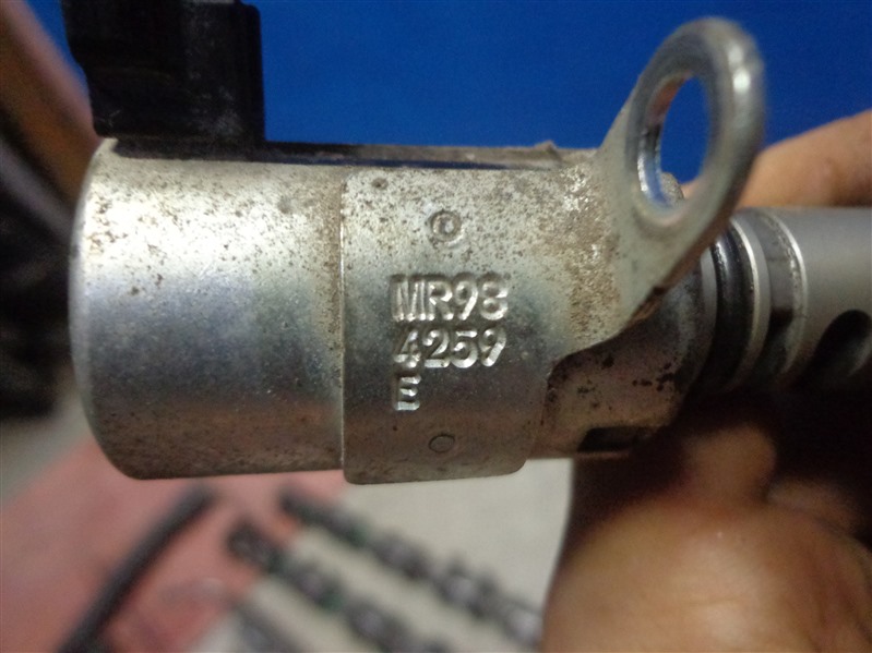 Клапан изменения фаз ГРМ Mitsubishi Lancer 10 1.5 4A91