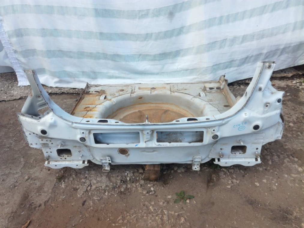 Панель задняя Chevrolet Cruze 2012 1.6 F16D3 Б/У