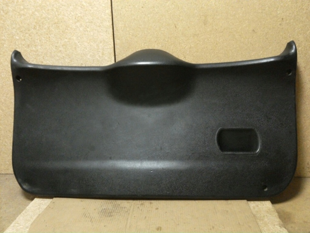 Обшивка крышки багажника Ford Fusion 2004 1.4 FXJB 1379906 Б/У