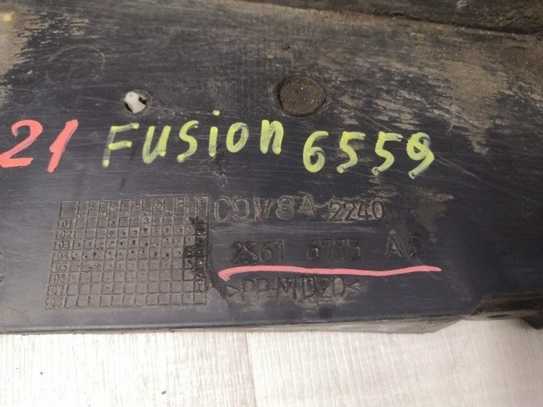 Пыльник двигателя Ford Fusion 1.6 FYJA