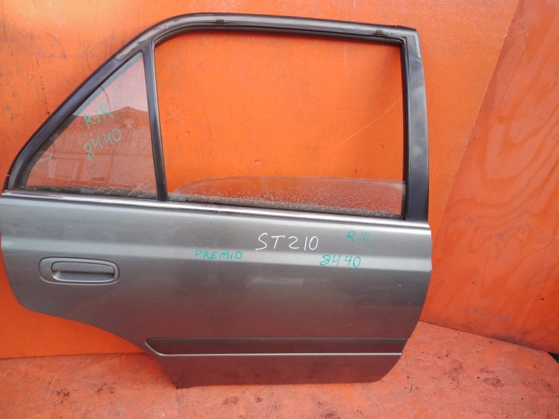 Форточка двери задняя правая TOYOTA CORONA PREMIO 2000 ST210 3S-FSE 68123-20630 контрактная