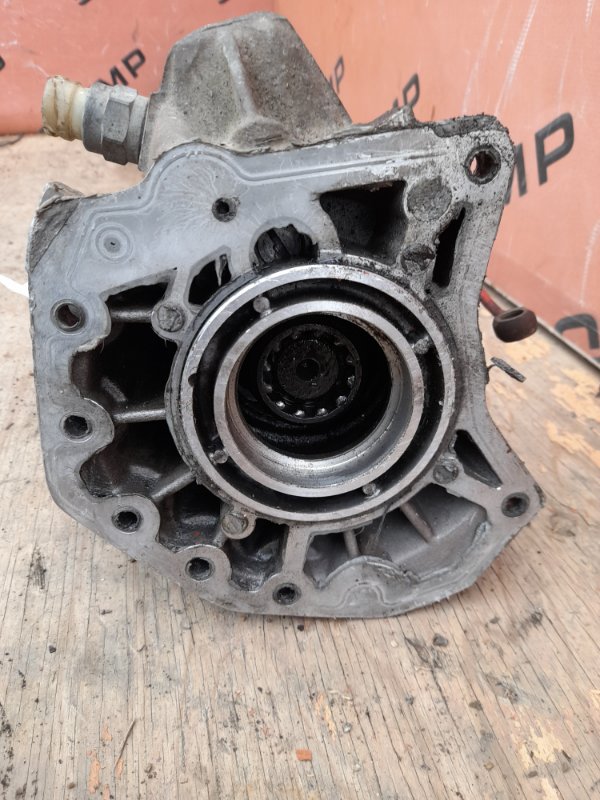 Коробка отбора мощности CROWN JZS151 1JZ-GE