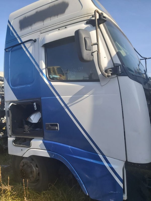 Кабина VOLVO FH13 D13B 440 Л.С контрактная