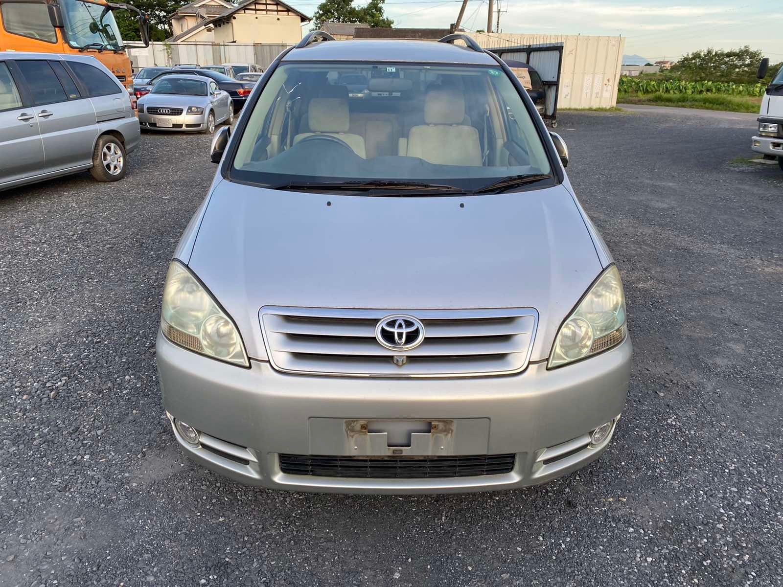 TOYOTA IPSUM 2002