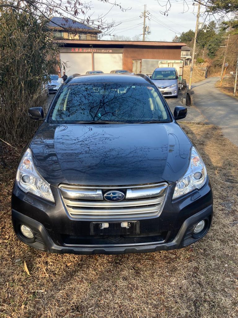 SUBARU OUTBACK 2012