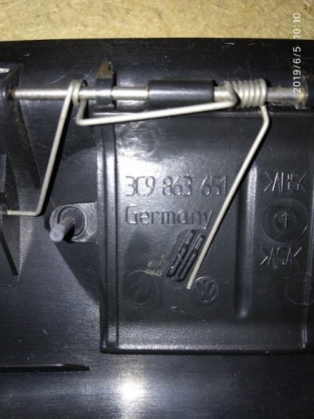 Накладка на замок багажника задняя Passat 2005-2010 B6 BWA