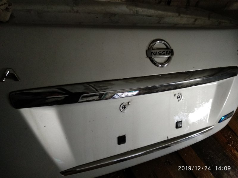 Молдинг крышки багажника задний NISSAN TEANA 2006-2014 J32 VQ25DE 84810JN03A Б/У