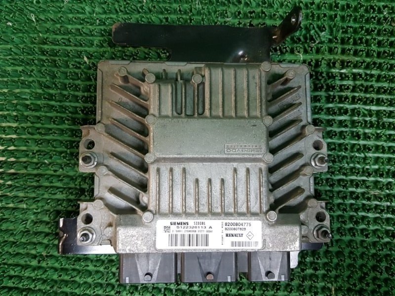 Блок управления двигателя Renault Megane 2 2003-2009 KM0/1_ K9K 732 8200804775 Б/У
