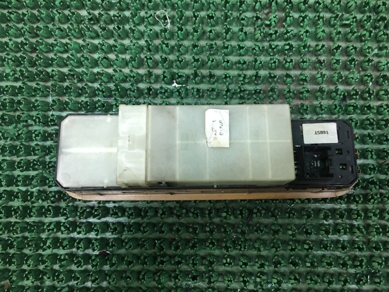 Блок управления стеклоподъемниками передний левый Liana 2001-2008 ER M16A