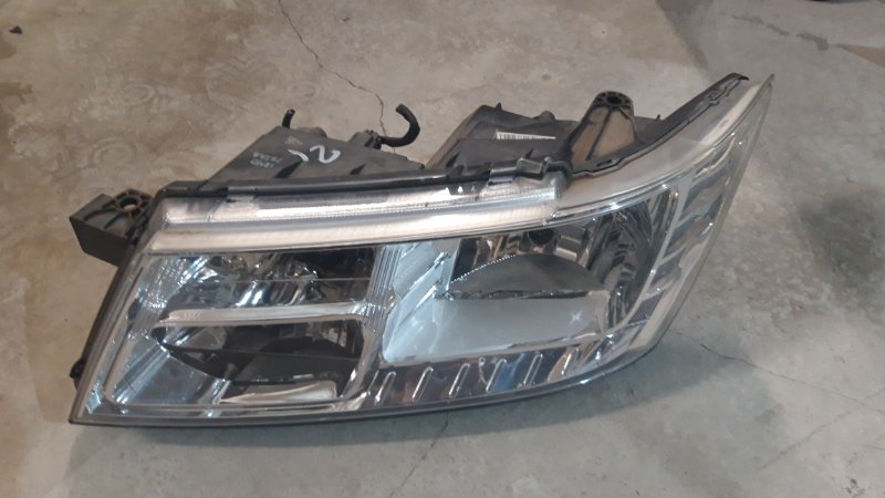 Фара передняя левая Dodge Journey 2009 2.0 BWD 05067787AA контрактная