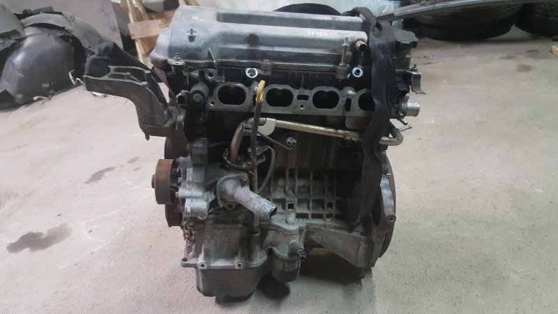 Двигатель Toyota Avensis 1 1ZZ. 1.8